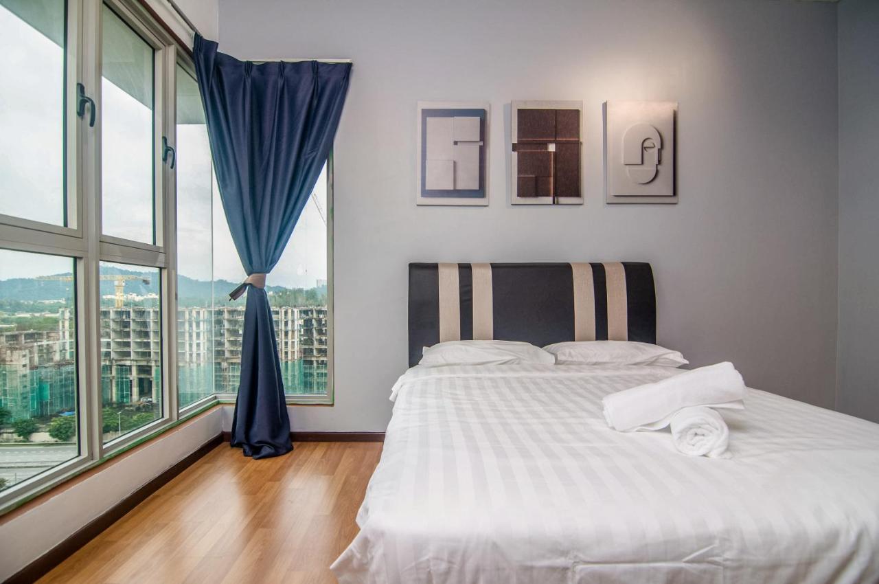 סרי קמבאנגן Flora Residence One South By Idealhub מראה חיצוני תמונה