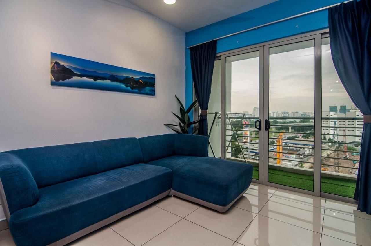 סרי קמבאנגן Flora Residence One South By Idealhub מראה חיצוני תמונה
